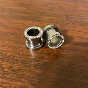 7/16in (11mm) tunnels